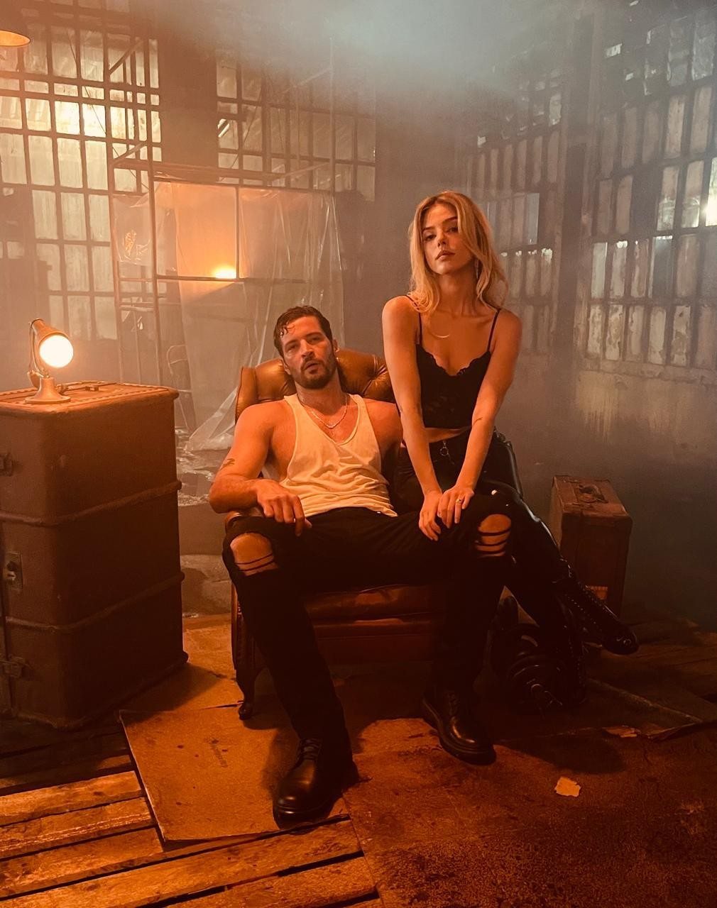 Leandro Lima e Giovanna Lancellotti nos bastidores